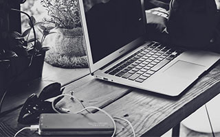 冠中冠丁俊晖逆转希金斯 决胜局抓住机会惊险胜出